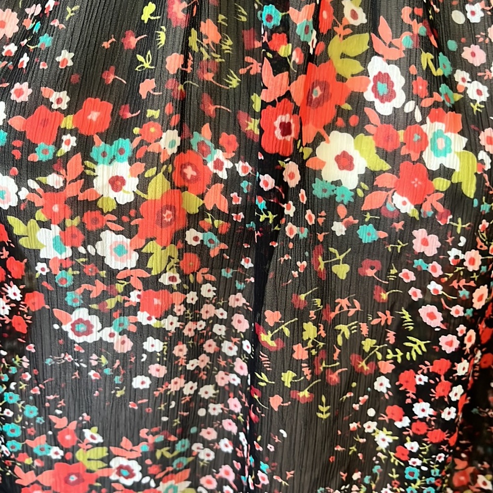 Floral print black sheer blouse - Picture 3 of 7